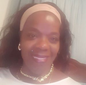 Meet your Posher, Jacqueline